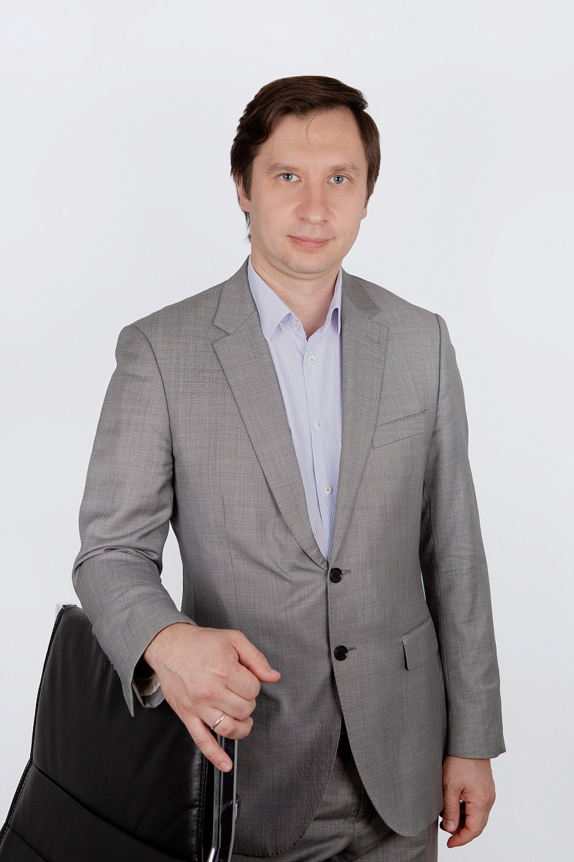Дмитрий Овчинников